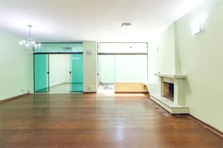 Casa com 3 Quartos para alugar, 182m² no Vila Madalena, São Paulo