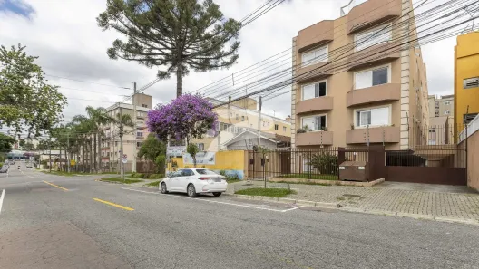 Apartamento com 2 Quartos para alugar, 64m² no Água Verde, Curitiba
