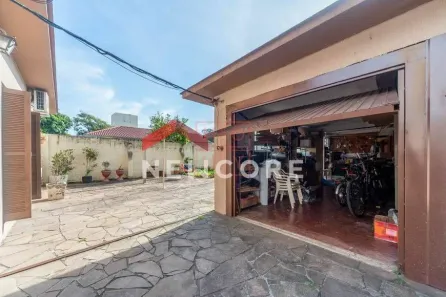 Casa com 4 Quartos à venda, 280m² no Camaquã, Porto Alegre