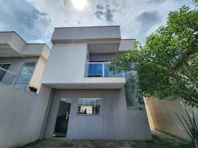 Sobrado com 2 Quartos à venda, 70m² no Residencial Tuzimoto, Goiânia