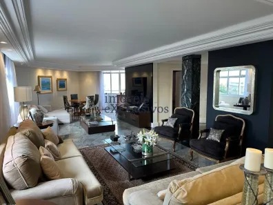 Apartamento com 4 Quartos para alugar, 400m² no Mercês, Curitiba
