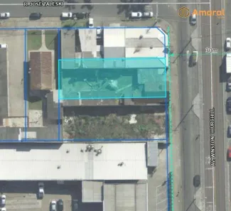 Lote/Terreno à venda, 494m² no Capão Raso, Curitiba