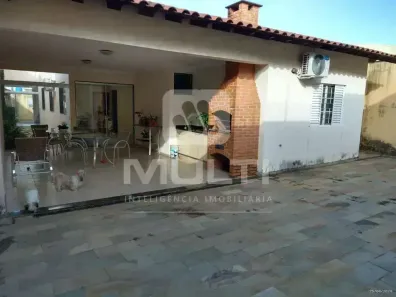 Casa com 3 Quartos à venda, 173m² no Vigilato Pereira, Uberlândia