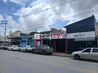 Sala Comercial para alugar, 70m² no Major Prates, Montes Claros