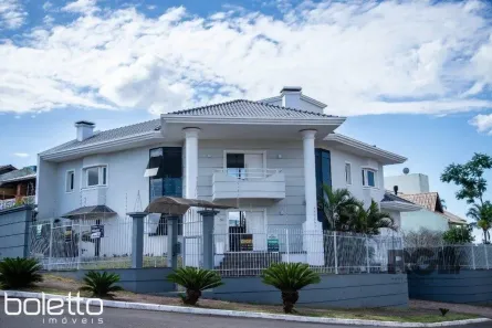 Casa com 4 Quartos à venda, 340m² no Estância Velha, Canoas