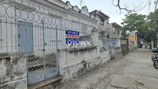 Lote/Terreno à venda, 716m² no Olaria, Rio de Janeiro