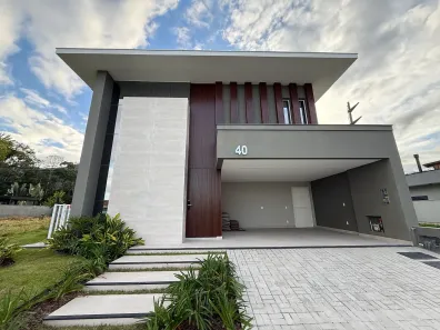 Casa com 4 Quartos à venda, 272m² no Pedra Branca, Palhoça
