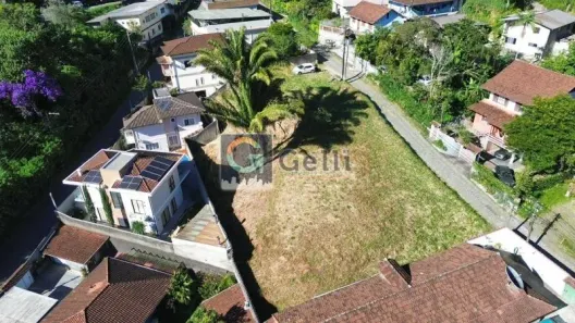 Lote/Terreno à venda, 342m² no Bingen, Petrópolis