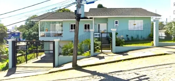 Casa com 3 Quartos à venda, 187m² no Bela Vista, Caxias do Sul