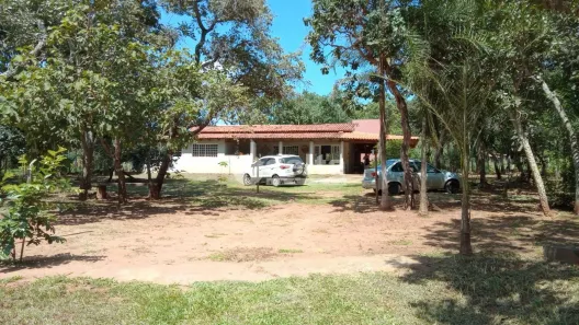 Fazenda/Sítio com 3 Quartos à venda, 200m² no Panorama, Uberlândia