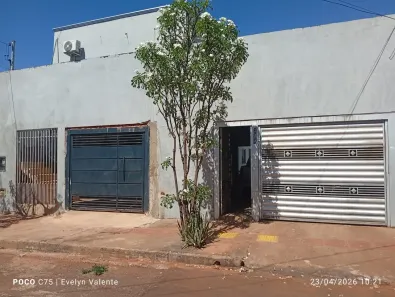 Casa com 2 Quartos para alugar, 44m² no Jardim Tijuca, Campo Grande