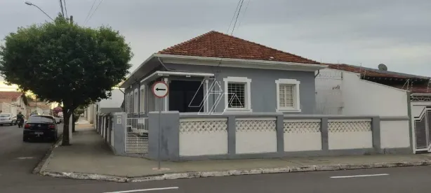 Casa com 3 Quartos para alugar, 120m² no Somenzari, Marília