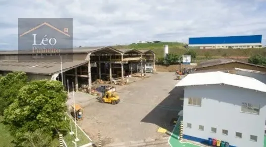 Galpão/Depósito/Armazém para alugar, 3000m² no Novo Cavaleiro, Macaé