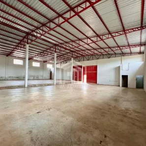 Galpão/Depósito/Armazém para alugar, 475m² no Jardim Catedral, Maringá