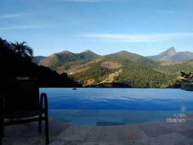 Casa com 4 Quartos à venda, 450m² no Itaipava, Petrópolis