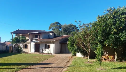 Casa com 4 Quartos à venda, 225m² no Colônia Dona Luíza, Ponta Grossa