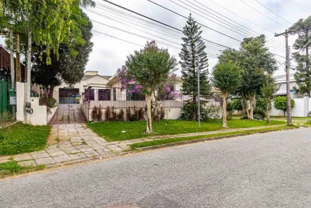 Imóvel Comercial à venda, 255m² no Guabirotuba, Curitiba
