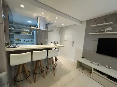 Apartamento com 3 Quartos à venda, 90m² no Balneário, Florianópolis