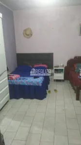 Casa com 2 Quartos à venda, 108m² no Conjunto José Vallim de Melo, Uberaba