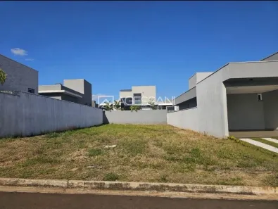 Lote/Terreno à venda, 336m² no Villaggio Di Firenze, Franca