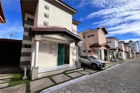 Casa de Condomínio com 3 Quartos à venda, 94m² no Jardim Paulistano, Campina Grande