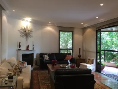 Apartamento com 4 Quartos para alugar, 246m² no Real Parque, São Paulo