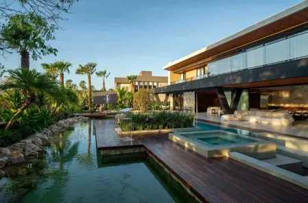 Casa de Condomínio com 5 Quartos à venda, 1013m² no Cidade Alpha, Eusébio