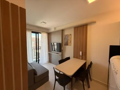 Apartamento com 2 Quartos para alugar, 35m² no Centro, Curitiba