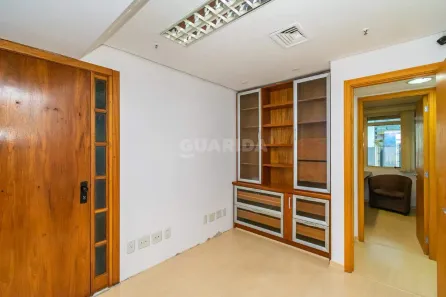 Sala Comercial para alugar, 76m² no Centro Histórico, Porto Alegre
