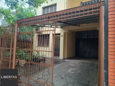 Casa com 3 Quartos à venda, 240m² no Rio Branco, Porto Alegre