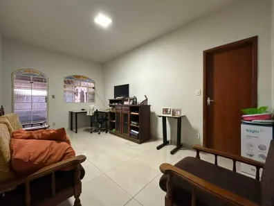 Casa com 2 Quartos à venda, 395m² no Araguaia, Belo Horizonte