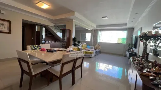 Apartamento com 3 Quartos à venda, 206m² no Santa Maria, Uberaba