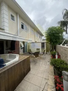 Casa de Condomínio com 3 Quartos à venda, 180m² no Enseada, Guarujá