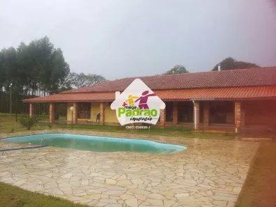 Fazenda/Sítio com 4 Quartos à venda, 600m² no Centro, Itapetininga