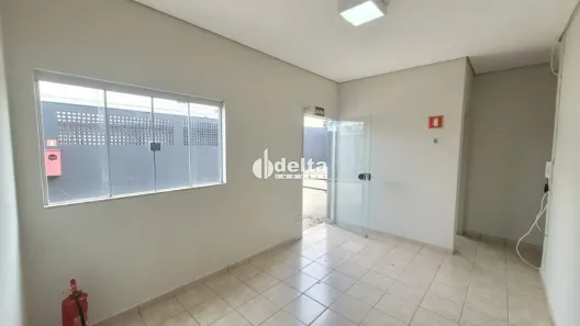 Ponto Comercial com 1 Quarto para alugar, 90m² no Fundinho, Uberlândia