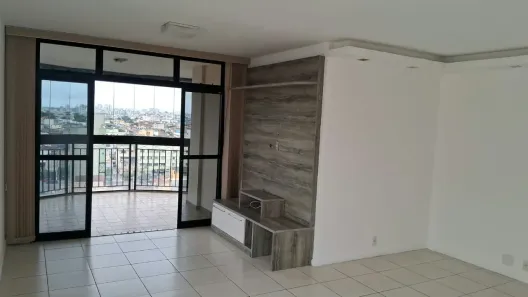 Apartamento com 3 Quartos para alugar, 90m² no Imbetiba, Macaé