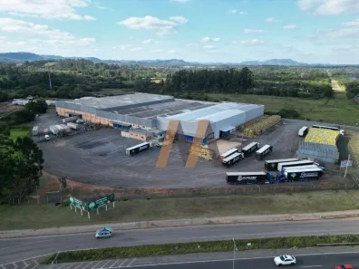 Galpão/Depósito/Armazém para alugar, 4000m² no Barnabé, Gravataí
