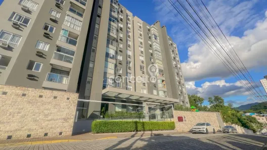 Apartamento com 2 Quartos para venda ou aluguel, 65m² no Água Verde, Blumenau