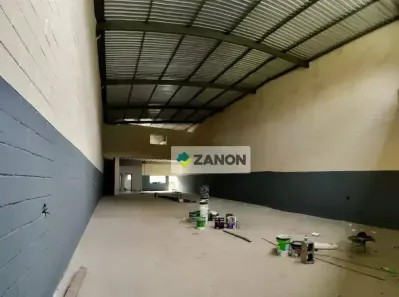 Galpão/Depósito/Armazém para alugar, 440m² no Taboão, Diadema