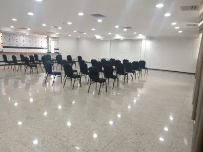 Ponto Comercial para alugar, 230m² no Taquara, Rio de Janeiro