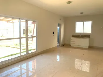 Casa de Condomínio com 3 Quartos à venda, 75m² no Laranjeiras, Uberlândia
