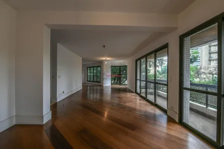 Apartamento com 3 Quartos à venda, 210m² no Vila Nova Conceição, São Paulo