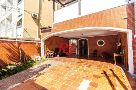 Casa com 3 Quartos à venda, 250m² no Campo Grande, Santos