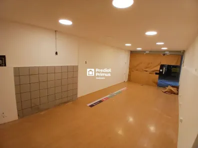 Ponto Comercial para alugar, 60m² no Centro, Nova Friburgo