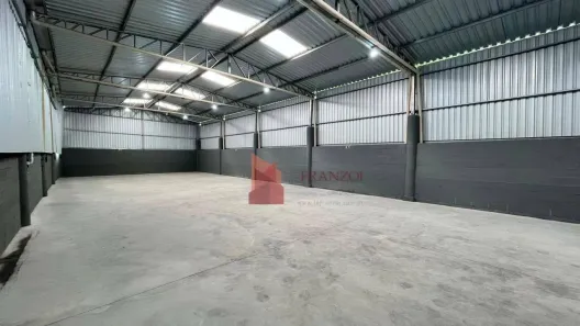 Galpão/Depósito/Armazém para alugar, 350m² no Escalvados, Navegantes