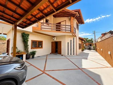 Casa com 3 Quartos à venda, 150m² no Barra da Lagoa, Florianópolis