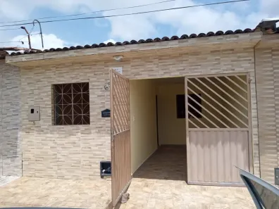 Casa com 2 Quartos à venda, 90m² no Santa Lúcia, Maceió
