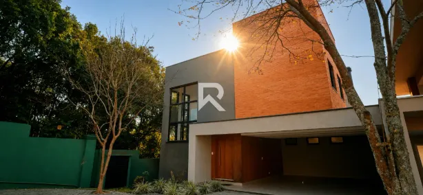 Casa com 3 Quartos à venda, 295m² no São Braz, Curitiba