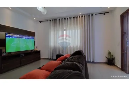 Sobrado com 3 Quartos à venda, 159m² no Conjunto Habitacional Júlio de Mesquita Filho, Sorocaba