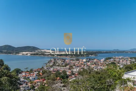 Casa com 3 Quartos à venda, 206m² no Lagoa da Conceição, Florianópolis